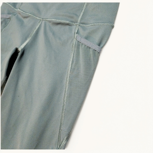 Victoria’s Secret Knockout Tight Leggings – Size Small – Sage Green - Picture 3 of 8